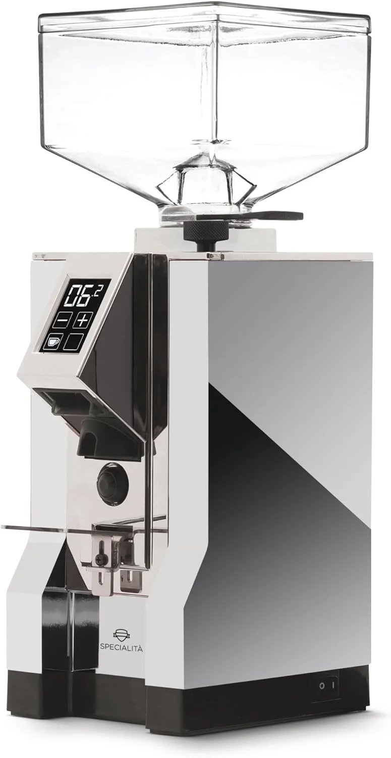 The improved chute design on the Eureka Mignon Specialita grinder with anti-clumping technology
