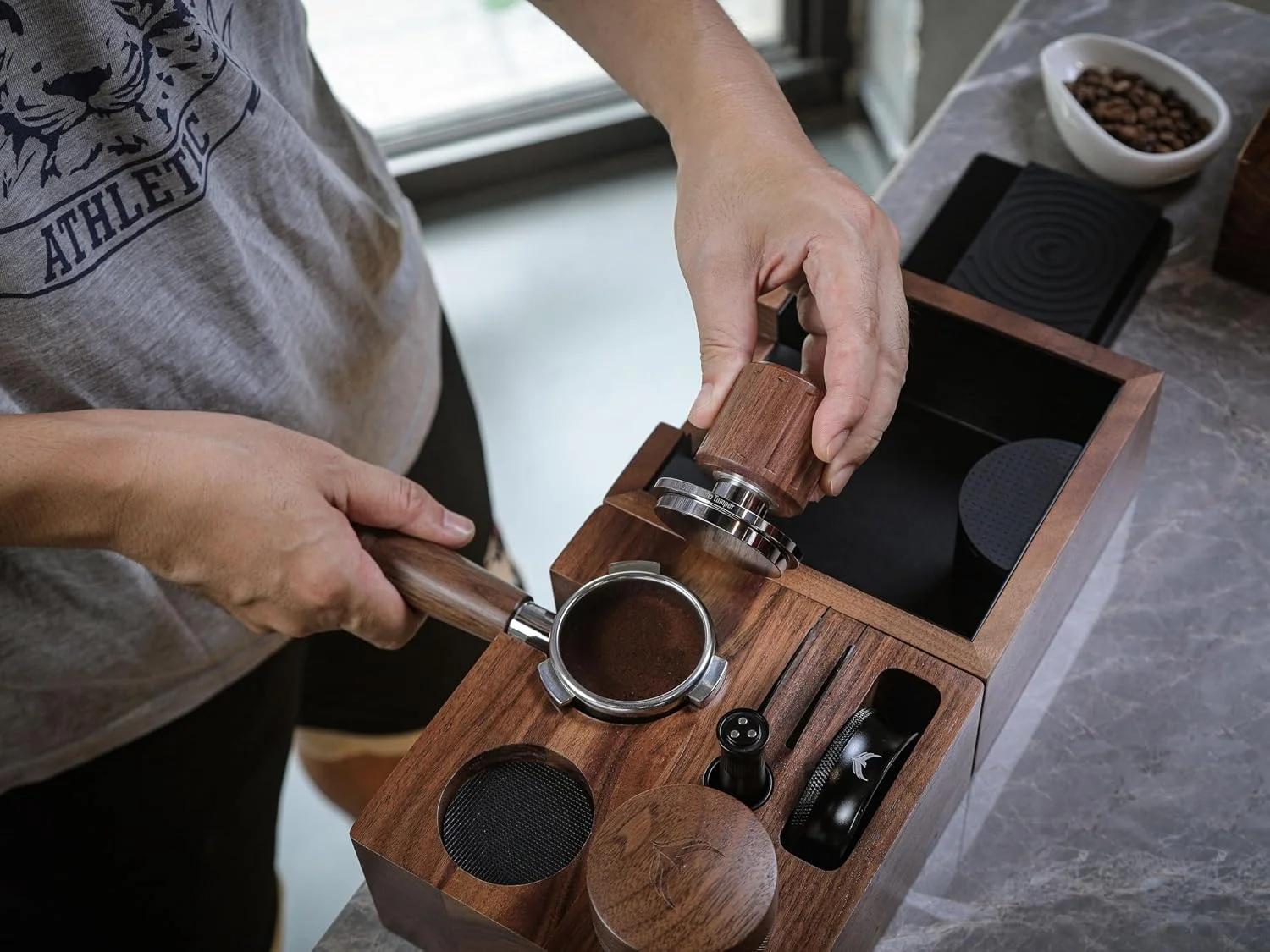 Ergonomic walnut handle espresso tool